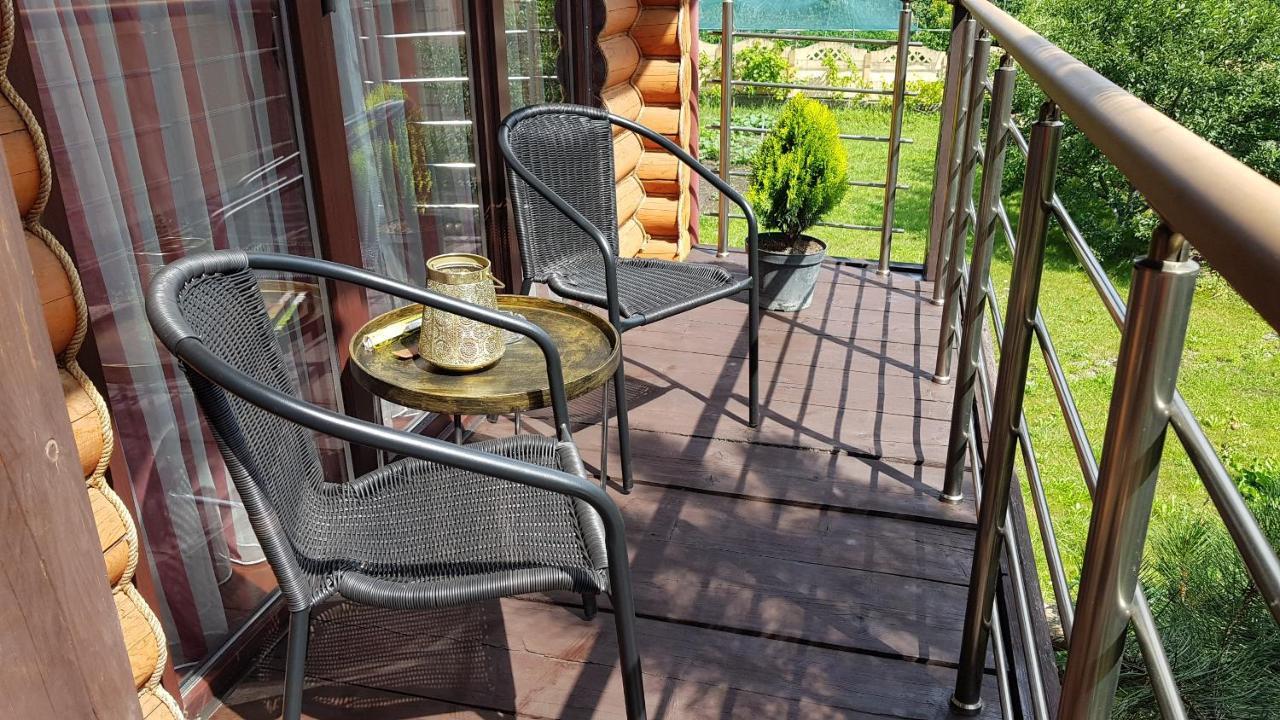 Luxury Apartments With Pool And Sauna In The Villa Černivci Esterno foto